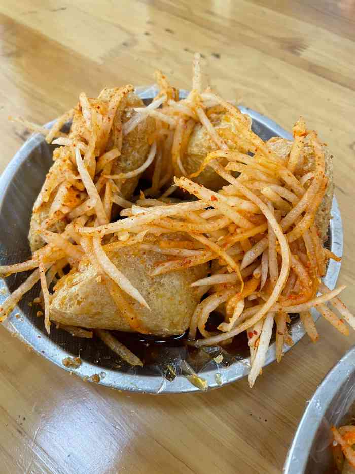 犍为香脆豆腐干薄饼-"乐山之旅第五站 犍为香脆豆腐薄饼 吃完.