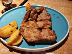 孜然香铁板猪颈扒-杯子红牛排(创意产业园店)