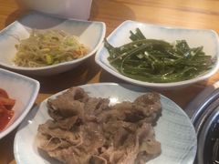 -唯成•韩国炭火烤肉 유성고기