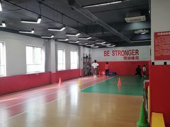 -悦动体能篮球羽毛球网球(三里河店)