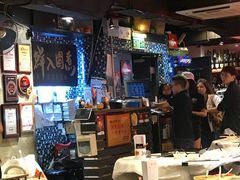 大堂-鲜入围煮花胶鸡海鲜火锅