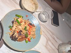 -鹿港小镇(霄云店)