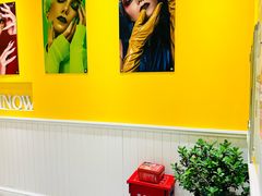 -首脑美容美发化妆美甲培训学校(龙岗校区)