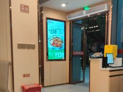 -七欣天香辣蟹火锅(闵行浦江欢乐颂店)