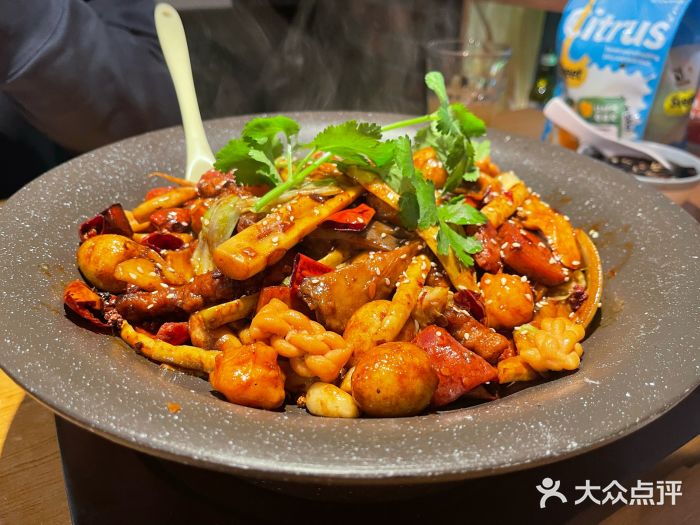 一麻一辣麻辣香锅(方庄店)图片