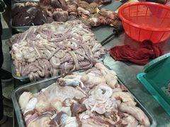 -标记美食新鲜猪杂(兴南大道店)
