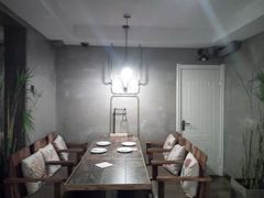 包厢-HIGH FIVE哈福手工汉堡(桂林路店)