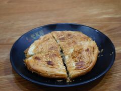 牛肉锅盔-青石桥老瓦房肥肠粉总店(青石桥总店)