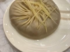 陈士荣蟹黄汤包-鸿运酒楼