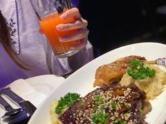 油封鸭腿-MOSSO德国餐厅·音乐酒吧(环宇荟店)