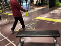 -VLines耀能运动24小时·月付制健身(京广桥店)