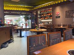 -吃饭皇帝大土家民族菜(荟聚店)