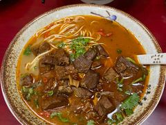 -金杨拉面王小吃面馆·牛三宝面·红烧牛肉粉