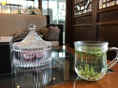 -成都中升之星奔驰4S店