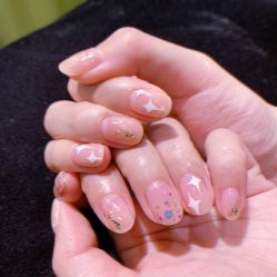 -悦指间美甲美睫