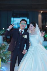 -予白婚纱礼服馆