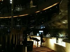 -上海滴水湖皇冠假日酒店