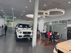 -杭州中升之星奔驰4S店(滨江店)
