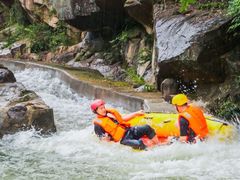 -虎啸峡漂流