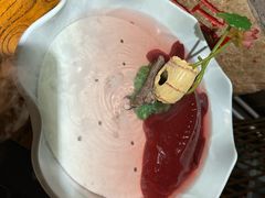 -老牌坊云南鱼豆花火锅(爱建店)
