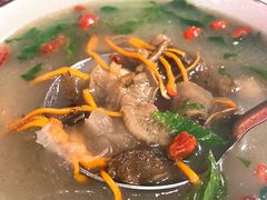 -天天向上素食餐厅(五台山店)