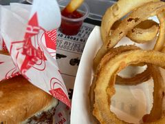 -FATBURGER 特富客汉堡(外交公寓店)