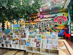 -钟书阁(松江泰晤士小镇店)