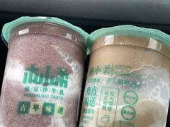 -林小柔绿豆沙牛乳(陆家嘴店)