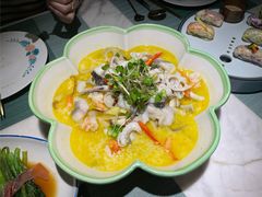 花开酸汤鱼虾跳-蜜桃花开·中西融合菜E&W(南长街店)