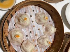 蟹粉小笼包-绿波廊(豫园店)