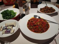 -千百味红餐厅·江西菜(绿地双子塔店)