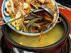 -菌之家·专业纯野生菌火锅·特色炒菌