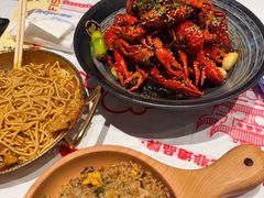 -肥肥虾庄·金牌油焖大虾(杨园滨江时代walk店)