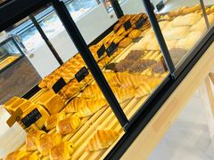 面包甜点陈列柜-熊叔熊婶面包房(团结湖店)