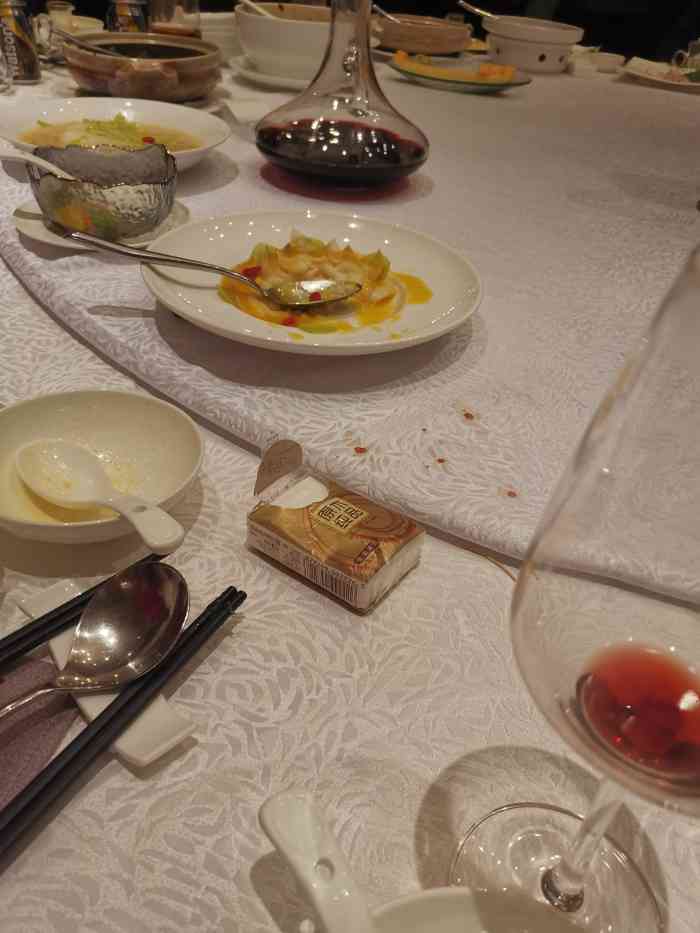 荣城酒家-"星期天中午1 点,在他们二楼吃点心.服务."-大众点评移动版