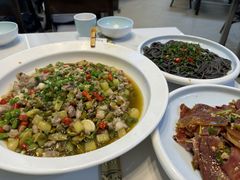 -老瓦房饭店(三苏大道中段店)
