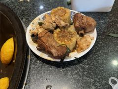 -老渔翁炖鱼坊(黄海西路东山店)