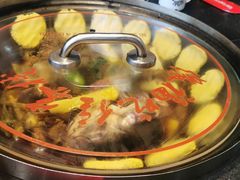 -缘福乡村铁锅炖民宿(八达岭店)