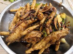 -江城燕子大排档(江汉路步行街店)