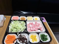 -阿香米线(闸北大润发店)