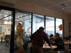 -必胜客(WOW中心城店)