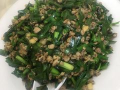 蚬肉炒韭菜-伟记牛蹄(道滘店)