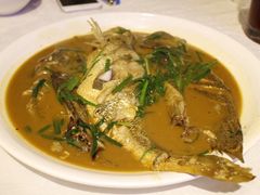 -赶海部落海鲜城(海阳路店)