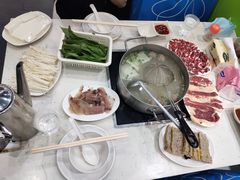 -黑山牛肉汤火锅(花城汇店)