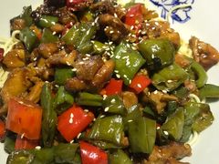 -轻捞慢起面馆(新世界百货店)
