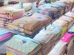-西北轻工批发市场