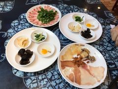 -桥香园云南过桥米线(金马碧鸡店)