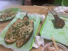 -蚝哥花姐湛江烤生蚝(美丽湾市场店)