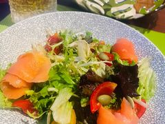 -香格里拉鱼跃地中海西餐厅·牛排披萨