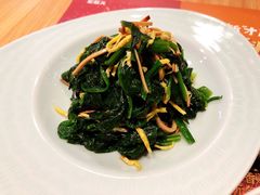 鸡蛋干拌菠菜-宏状元现熬粥·京味菜(三里河店)